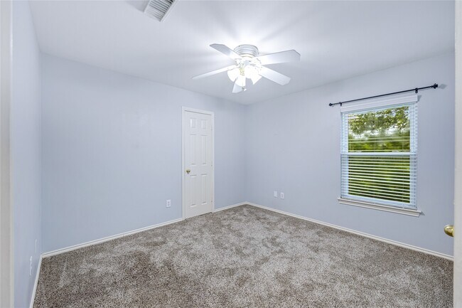 Building Photo - 28507 Chateau Springs Ct