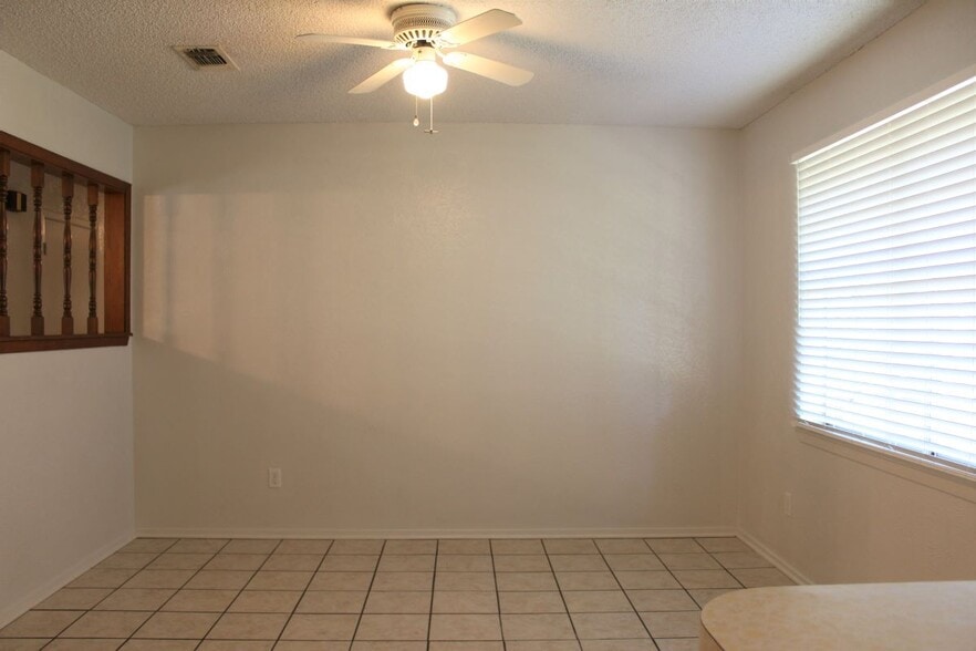 Dining Room - 1413 Center Dr