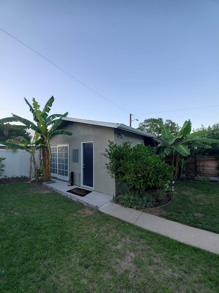 Building Photo - 3332 Cricklewood St