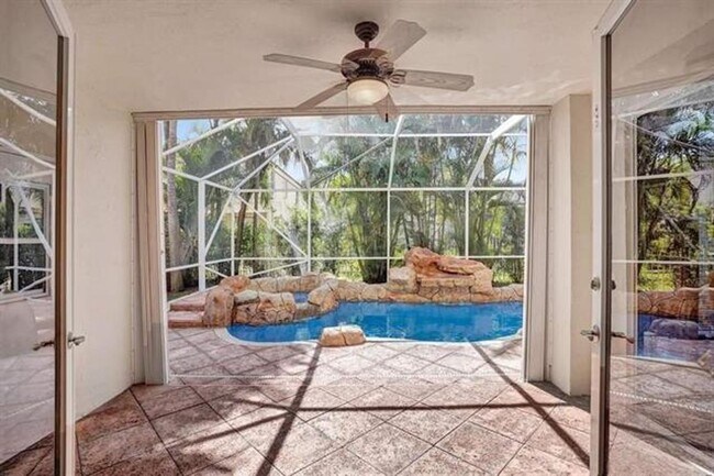 Building Photo - 11032 Boston Dr