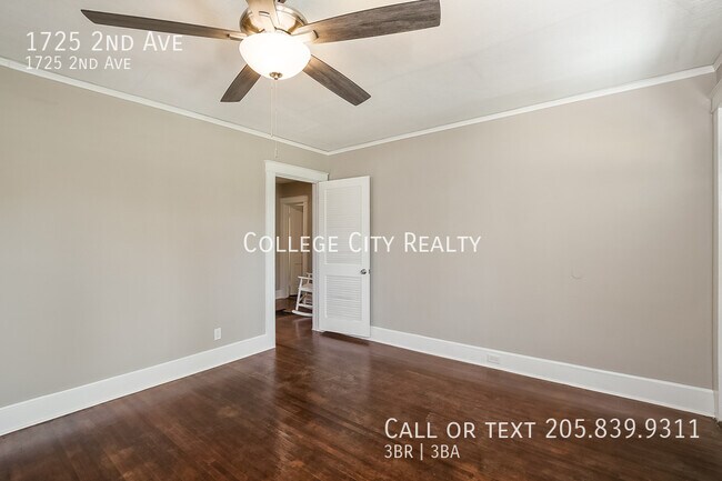 Building Photo - 1725 2nd Ave