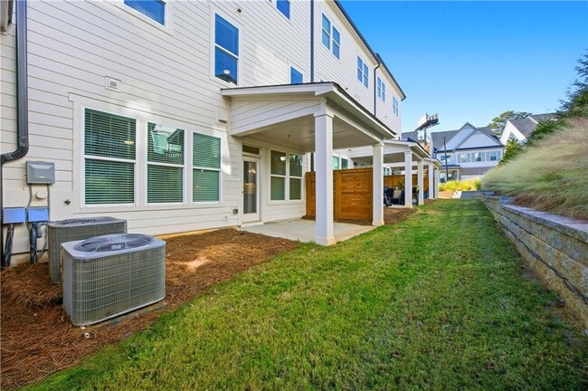 Building Photo - 1244 Winterhaven Dr