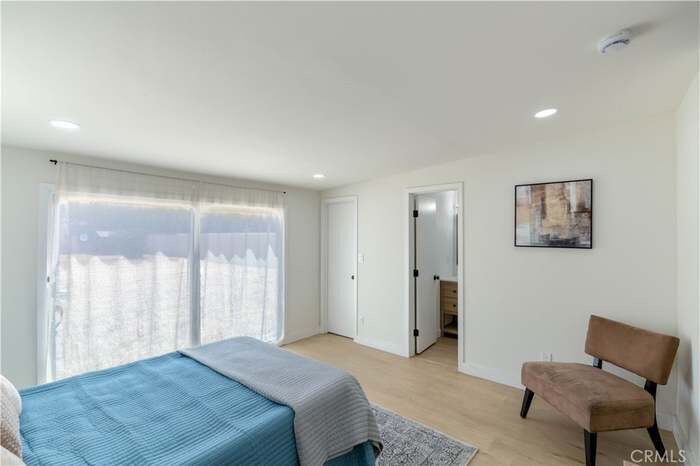 Building Photo - 2077 Belle St