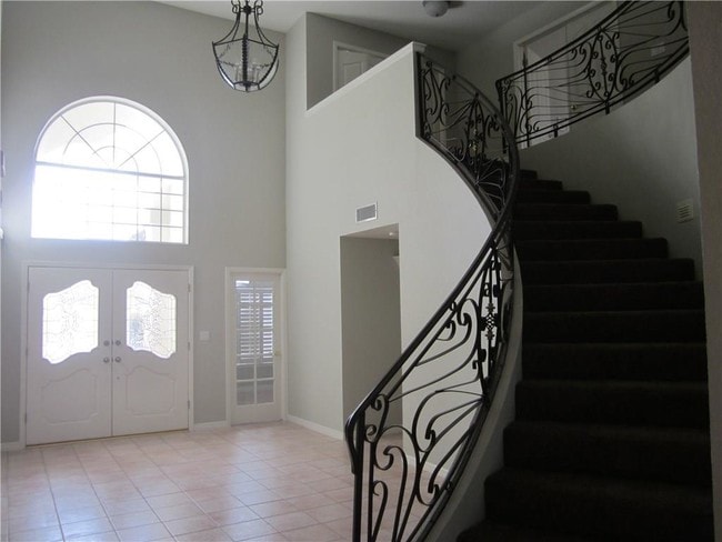 Building Photo - 2030 Paseo Del Prado Dr