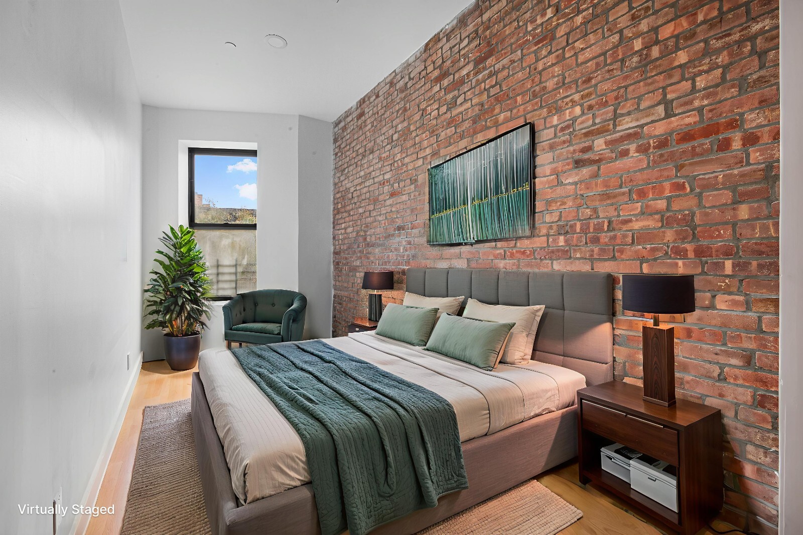 Building Photo - 132 W 119th St