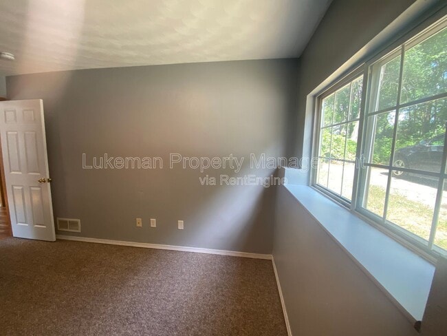 Building Photo - 1201 Lafayette Ave