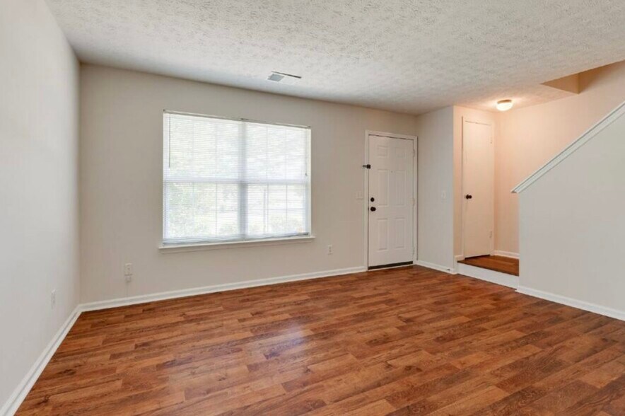 Building Photo - 104 Waterview Dr