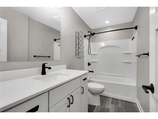 Building Photo - 15590 Duck Trail Ln