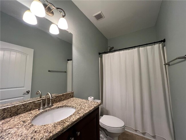 Building Photo - 9923 Summer Woods Cir N