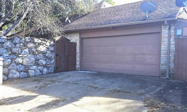 Building Photo - 7603 Dentcrest Dr