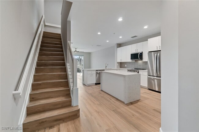 Building Photo - 16139 Ravina Way