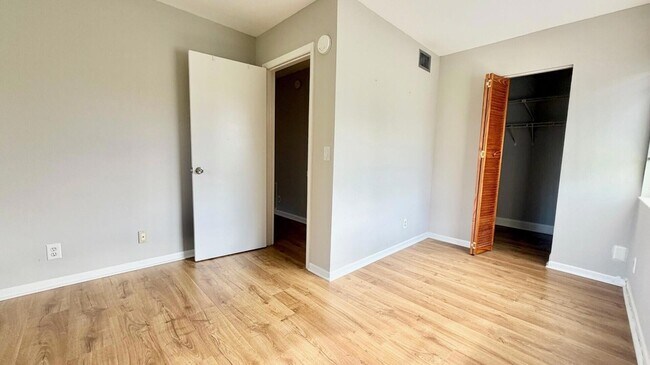 Building Photo - 4717 Sable Pine Cir