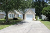 Building Photo - Ranch Home w/ Privacy Fence