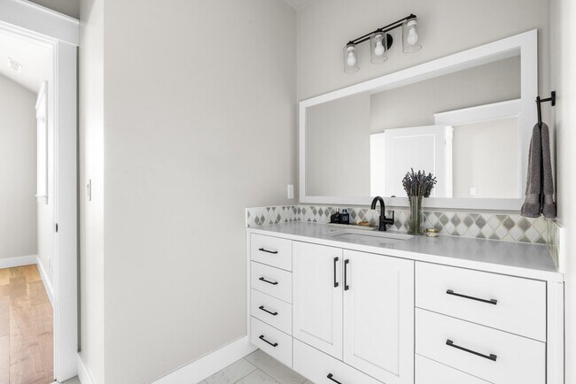 Building Photo - Furnished Luxury Rental in Dry Creek Ranch
