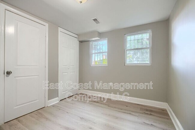 Building Photo - 332 S Franklintown Rd
