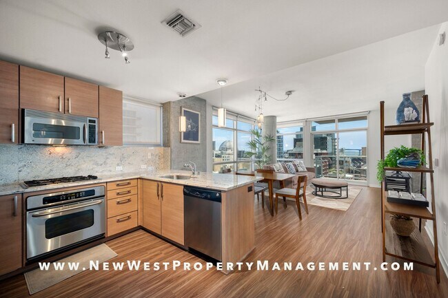 Building Photo - Stunning Fully Furnished East Village 2 Be...
