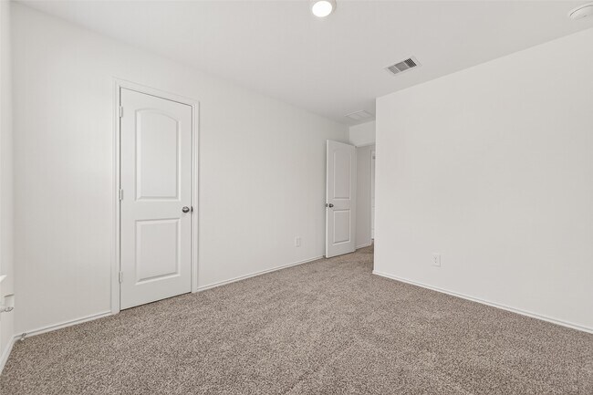 Building Photo - 24721 Majestic Cone Ln