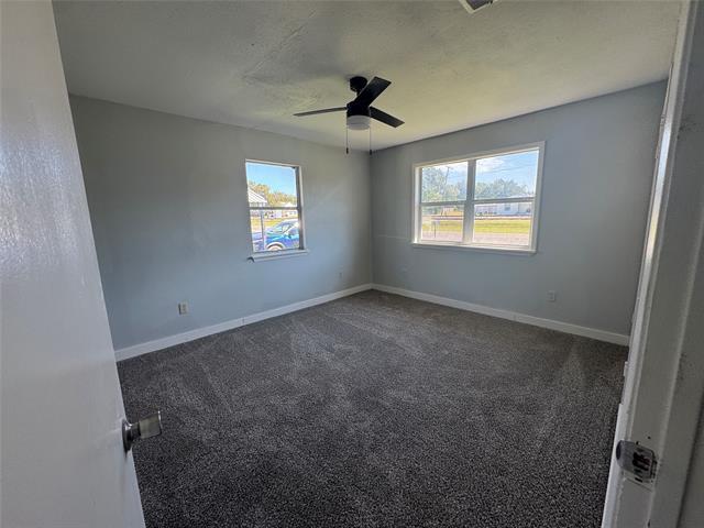 Building Photo - 402 N Hughes St