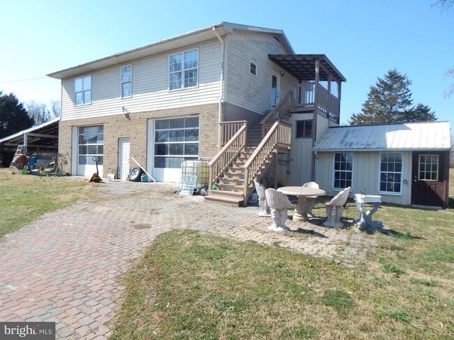 Building Photo - 2553 Warm Springs Rd