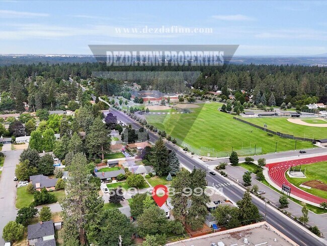 Building Photo - South Hill 3 bed/1 bath rancher with primo...