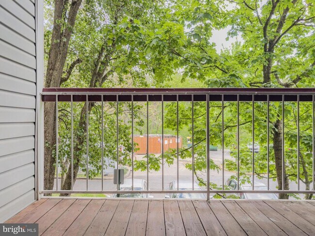 Building Photo - 18520 Boysenberry Dr