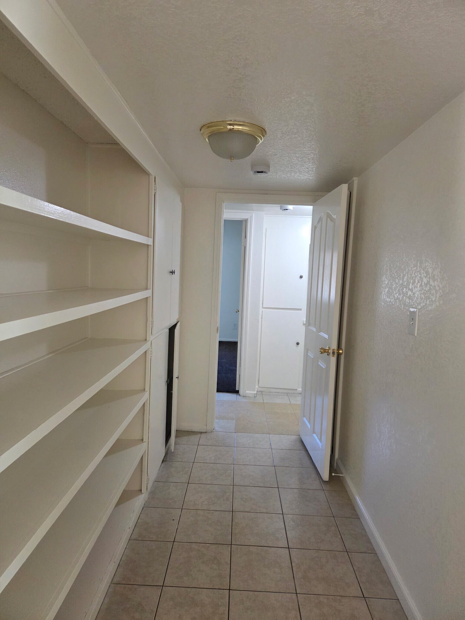 Building Photo - 1341 W Avenue J4