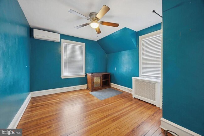 Building Photo - 74 Drexel Ave