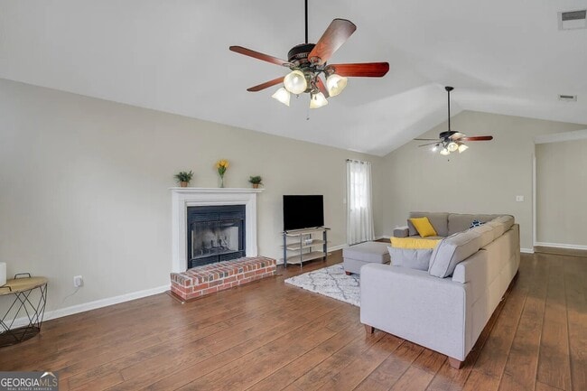 Building Photo - 1474 Bengay Way