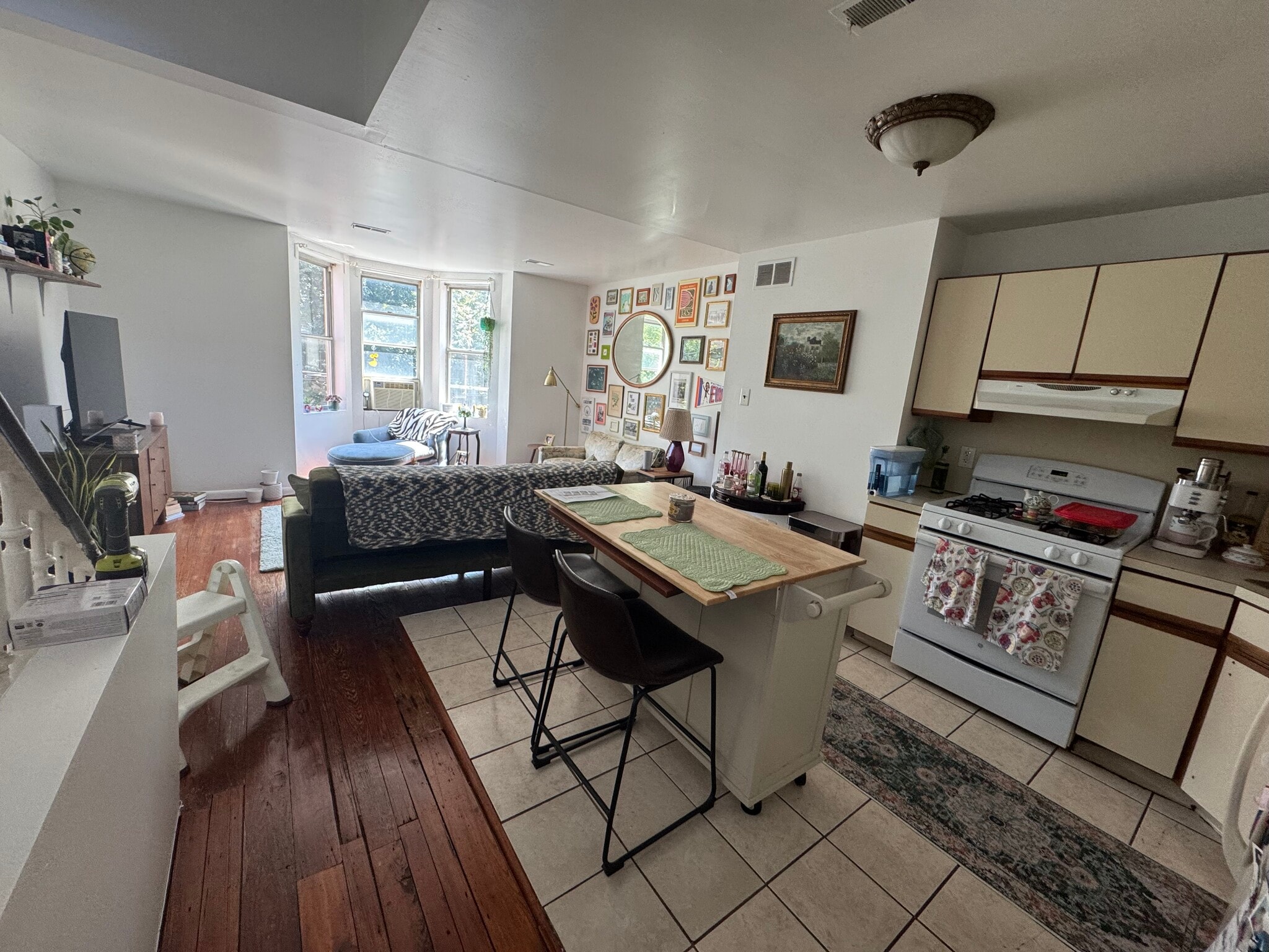 kitchen & livingroom - 1522 S 13th St