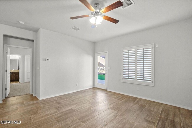 Building Photo - 12249 Desert Dove Ave