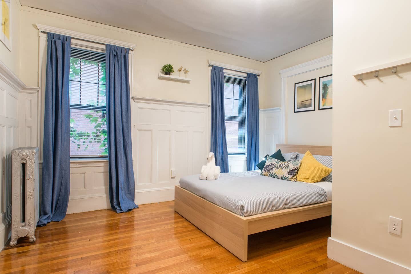 Building Photo - 1249 Beacon St