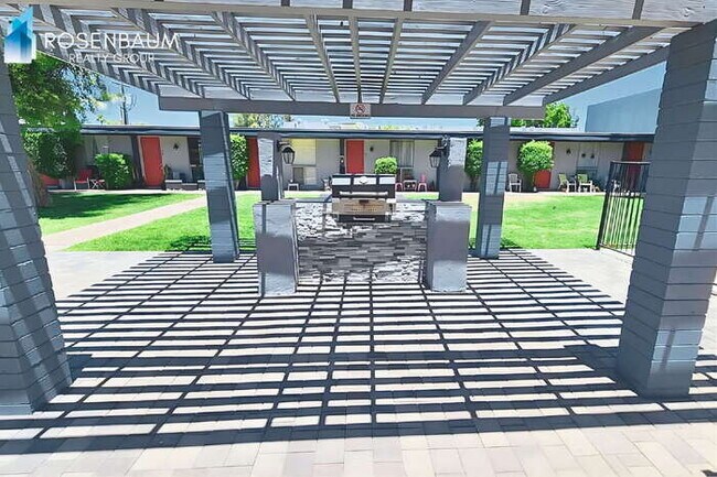 Building Photo - 6320 N 16th St