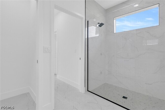 Building Photo - 2614 19th St W