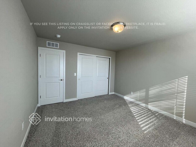 Building Photo - 13573 Arriba Dr