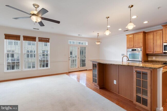 Building Photo - 5675 Harrington Falls Ln