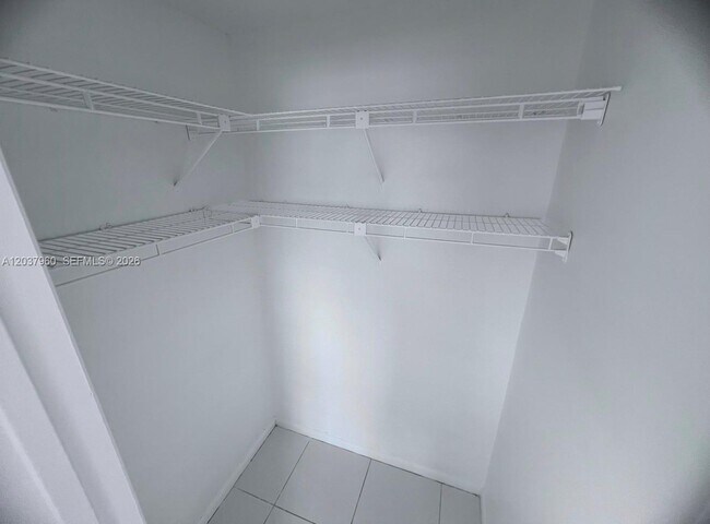 Building Photo - 2430 SW 81st Ave