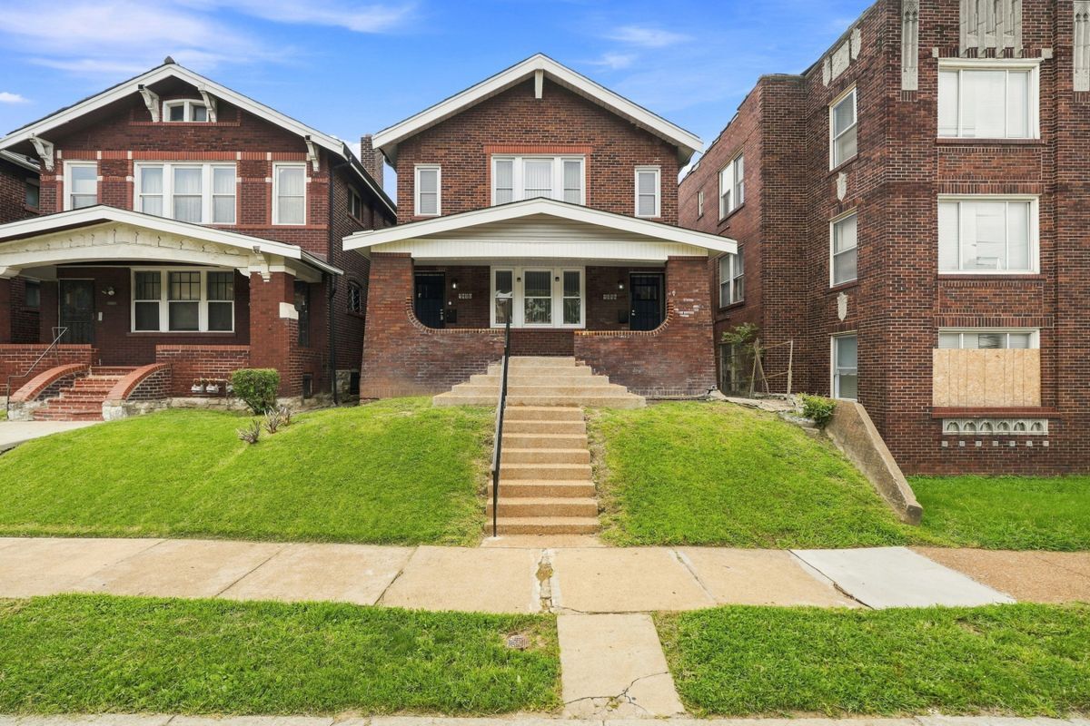 Building Photo - 5006 Queens Ave