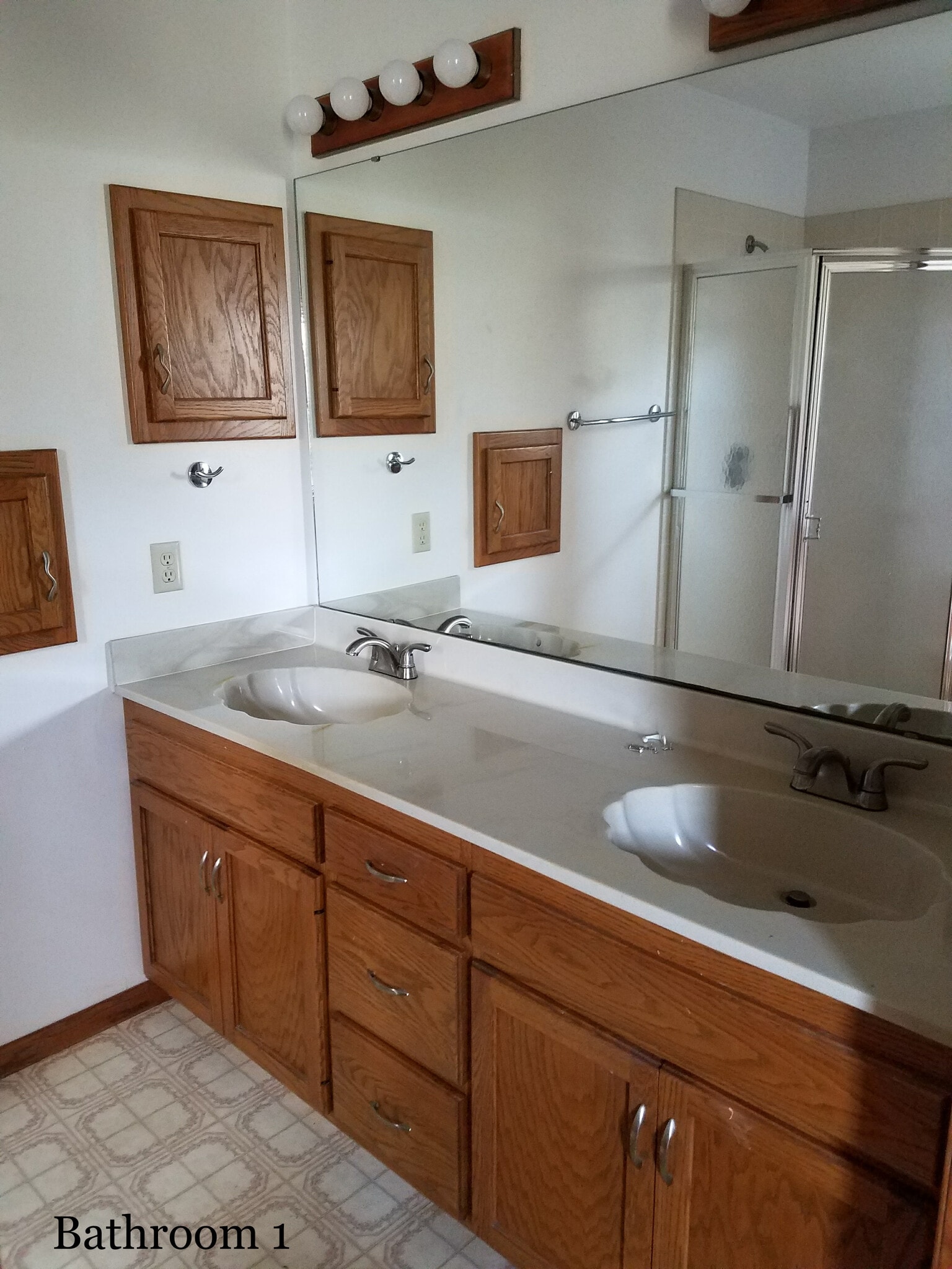 Bathroom in Main Bedroom - 1010 N Gammon Rd