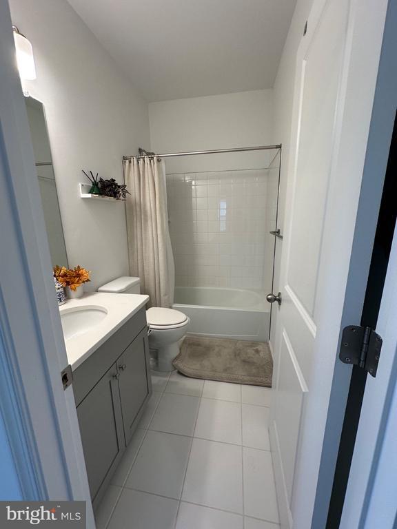 Building Photo - 310 Andrew Ct