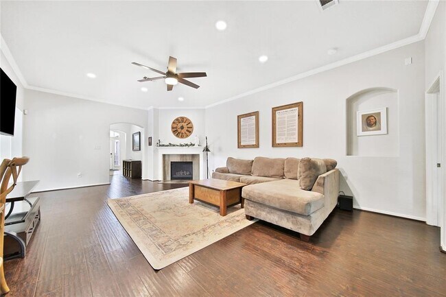 Building Photo - 21403 Hadrian Dr