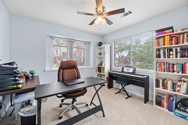 Building Photo - 1814 Crutchfield Ln