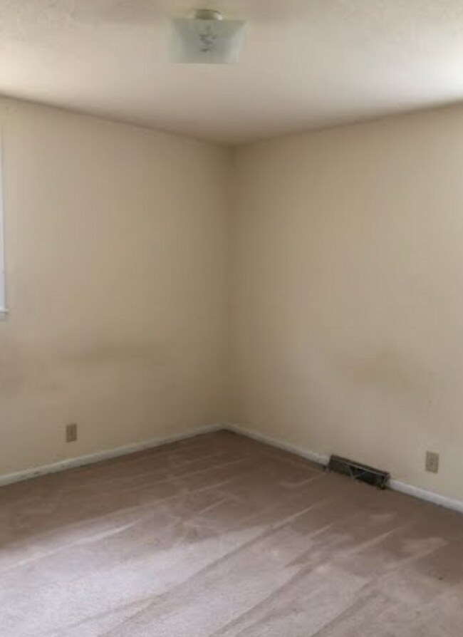 Building Photo - 408 Melinda Dr