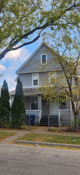 Primary Photo - 519 Cummings Ave