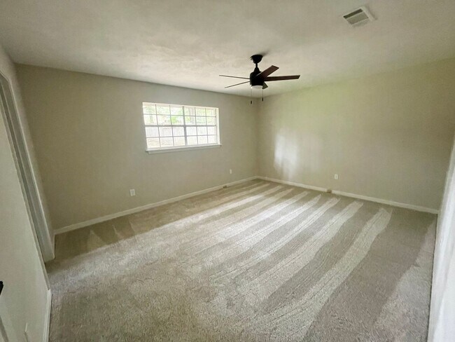 Building Photo - 3/2 for rent in Crossgates of Brandon 042!