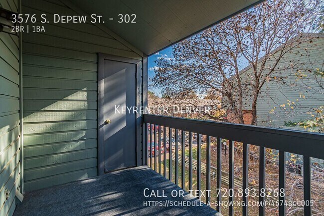 Building Photo - Spacious 2-Bedroom Condo with Loft, Firepl...