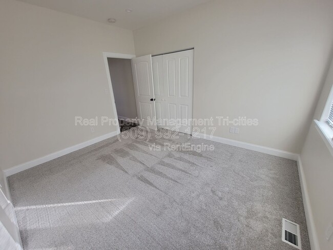 Building Photo - 3606 Cook Ln