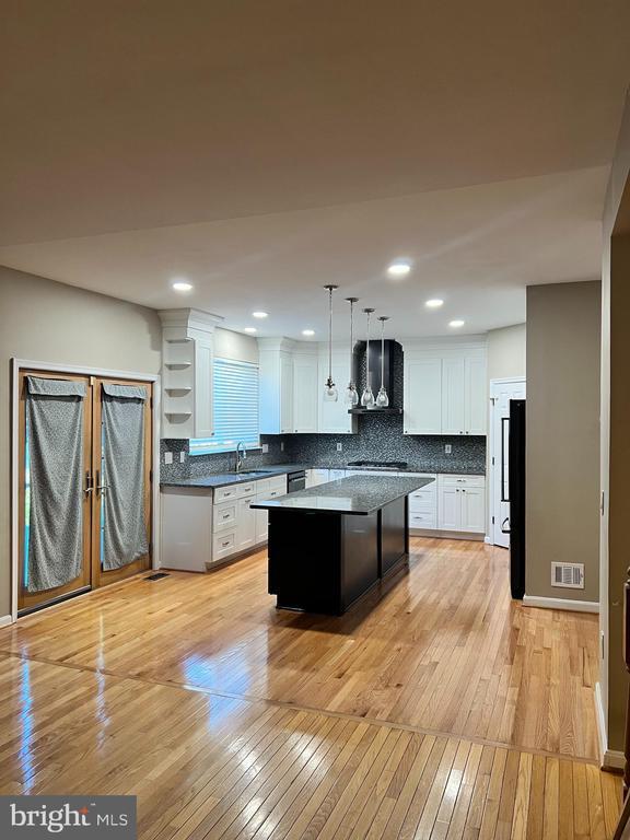 Building Photo - 105 Bridgette Pl NE