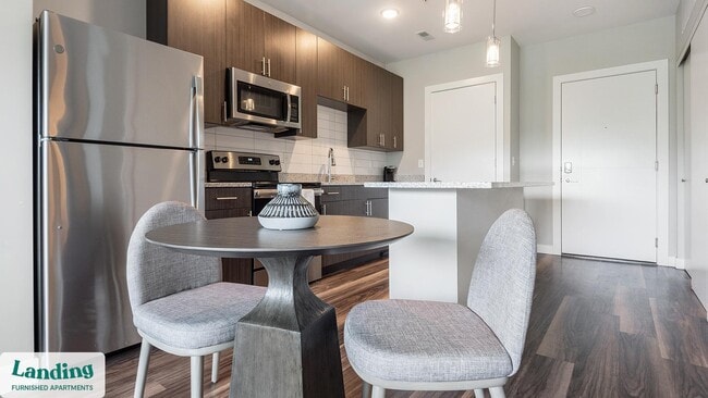 Building Photo - 1010 Enclave Blvd