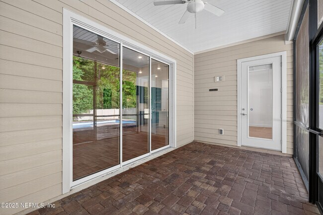 Building Photo - 215RENT Carina Trl