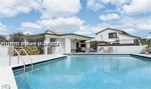 Building Photo - 1005 NW 106th Ave Cir